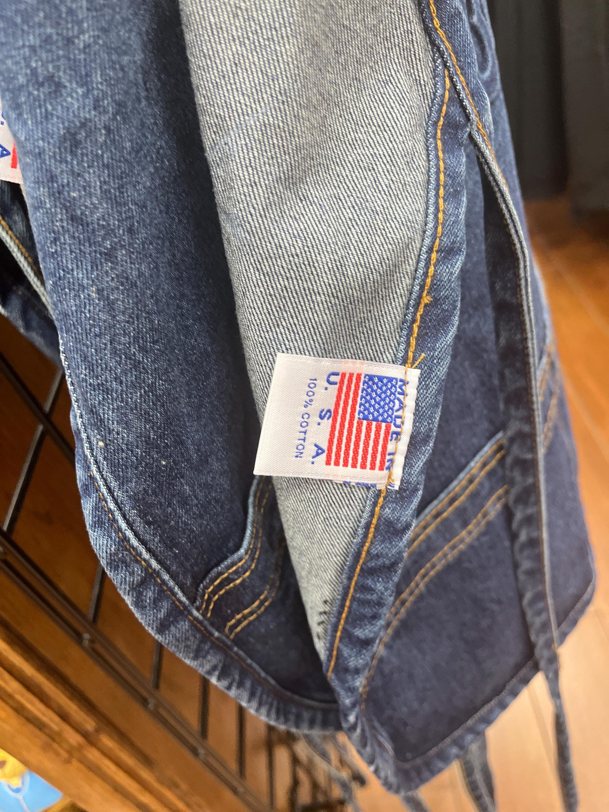Buc-ee's Denim Apron - Beaver Logo, Adjustable Chef Apron