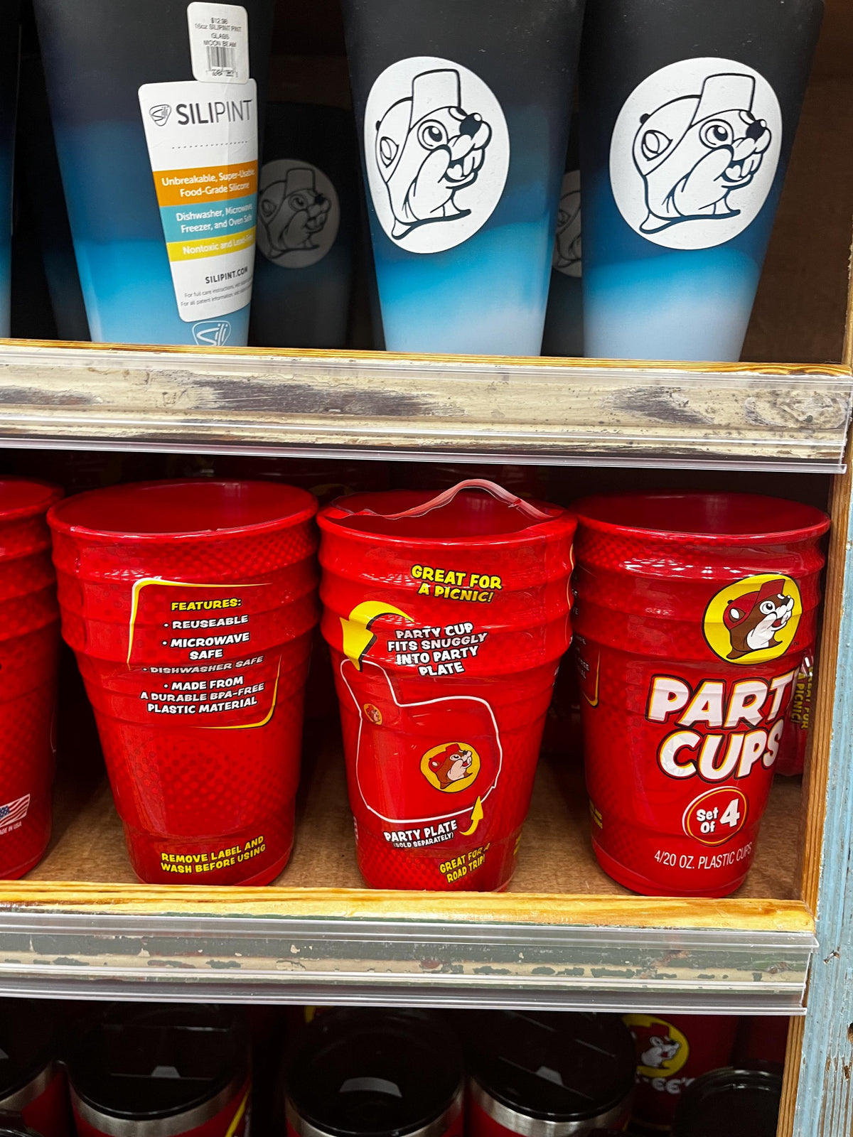 Buc-ee's Cups, Party Cups, Pack of 4, 20oz Stackable Cups, Red Plastic Cups, Durable, Dishwasher and Microwave Safe