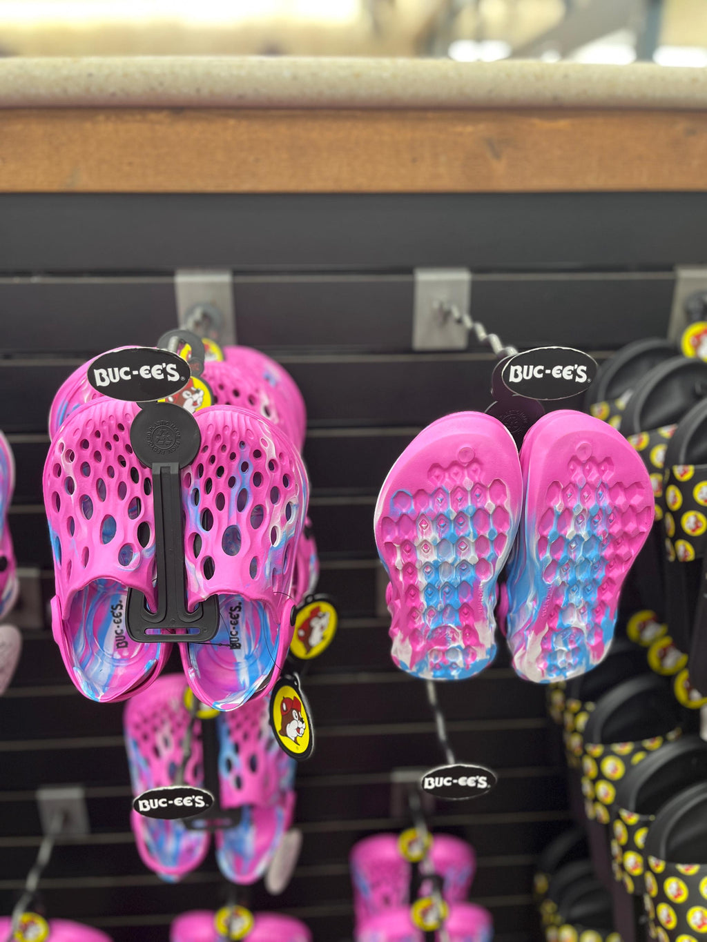 Kids Buc-ees Crocs, PINK Swirl Foam Shoes, Lightweight Sandals, Slip On/ Off, Water Shoes, Kids Clogs, Gift for Kids, Child Crocs, Kid Crocs