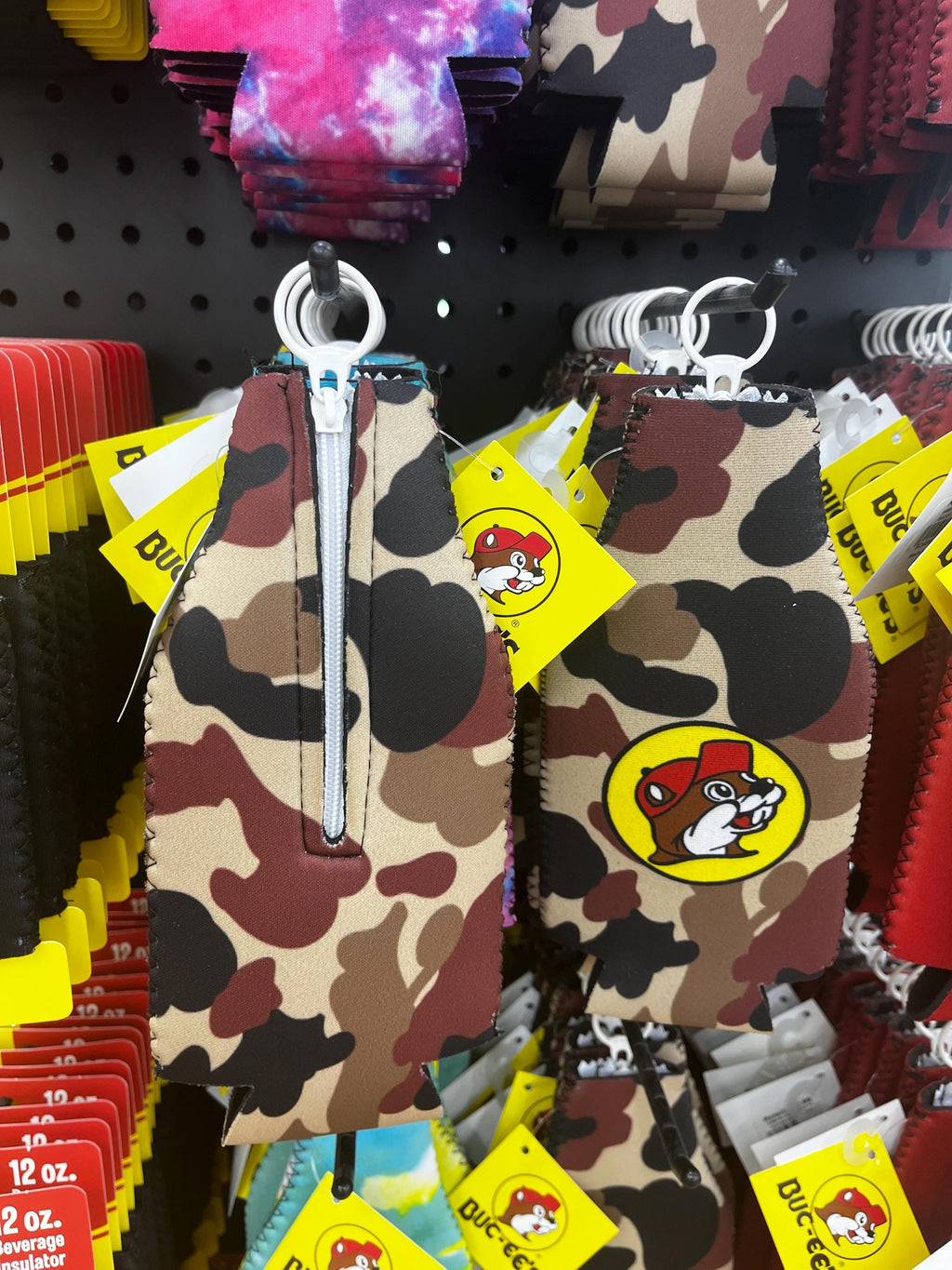 Buc-ee’s Koozie’s, 3 Sizes- 12oz/ 24oz/ Bottle with Zip, 5 Colors- Red/ Black/ Camo/ Pink Tie Dye/ Green Tie Dye, Can Cooler, Bucees Gift