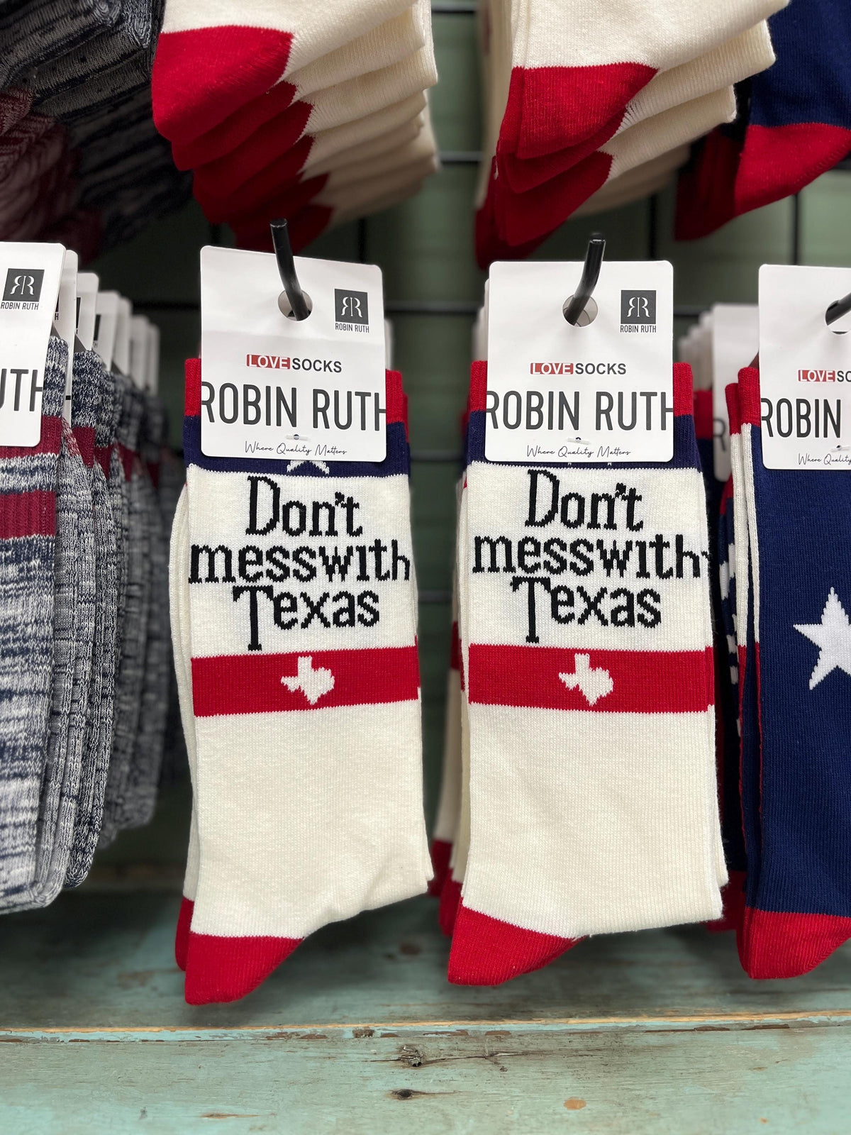 Texas Socks, Robin Ruth Socks Sold at Buc-ee’s, 6 Designs including Don’t Mess With Texas, Show your Texas Pride, Gift for Him, One Size