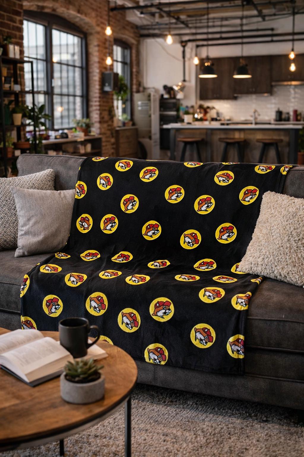 Buc-ee’s BLACK Throw with Bucees Iconic Logos, Soft & Comfy Fleece Blanket, Valentines Gift, Gift for her, Gift for Teen, Unisex, 50"x70"